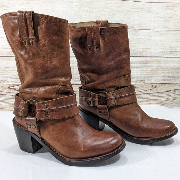 FRYE Carmen Harness Short Whiskey Ladies Boots size 6 - Picture 6 of 14